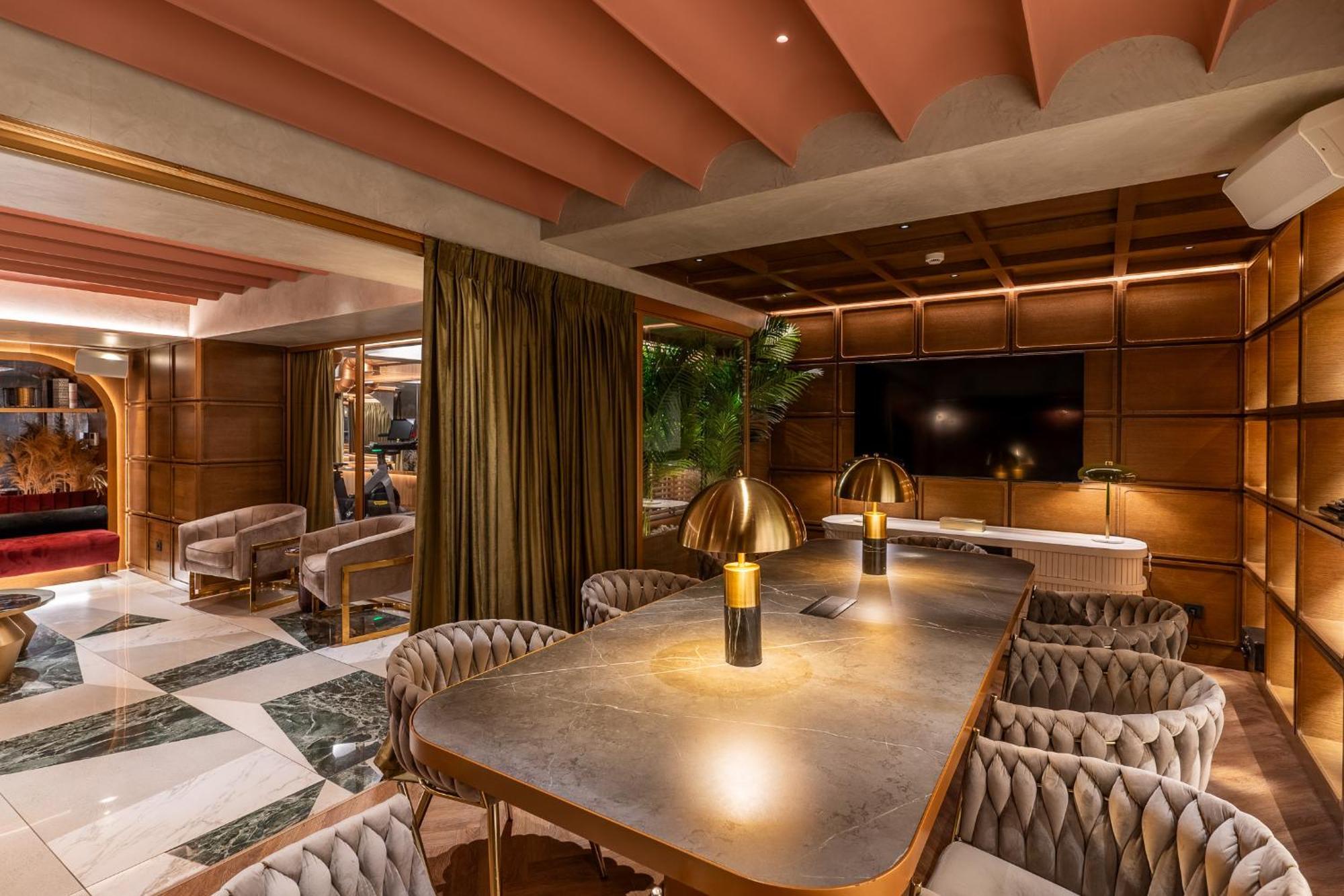 Отель Gatsby Афины Экстерьер фото The interior of the lounge